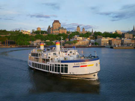 AML Louis Jolliet in front of the Château Frontenac