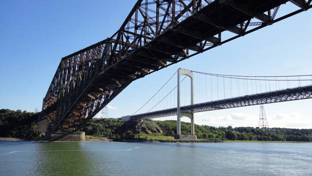  View below the bridges of Quebec