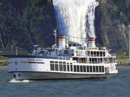 Louis Jolliet devant les Chutes Montmorency