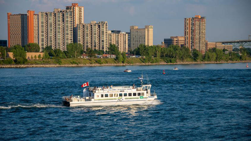 Navettes maritimes durant la traversée